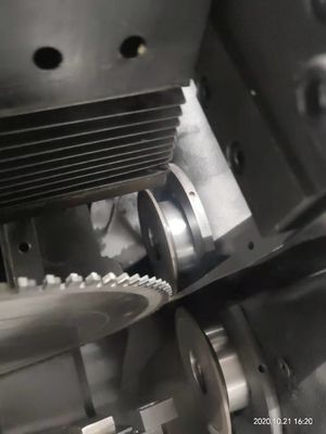 고 정밀 고 정밀 CNC 톱 블레이드 밀링 머신